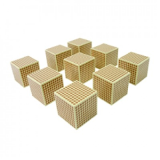 9 drewnianych kostek ( 1000 )